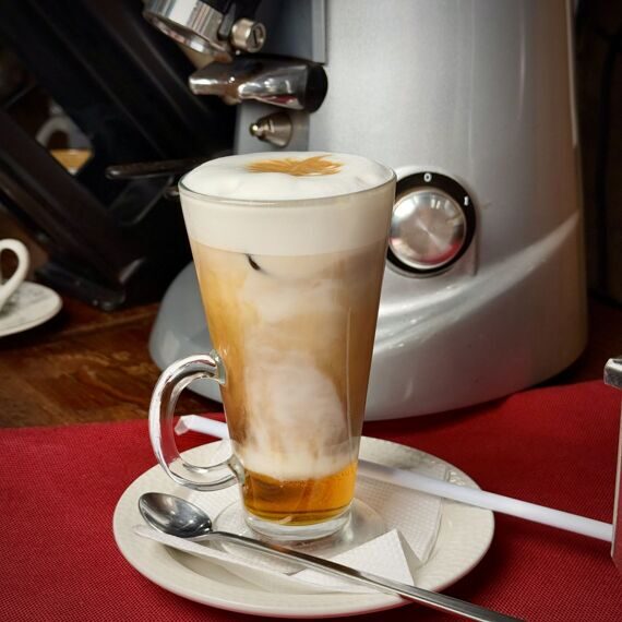 Karamellik "Ice Latte" qahvasi Karamellik "Ice Latte" qahvasi